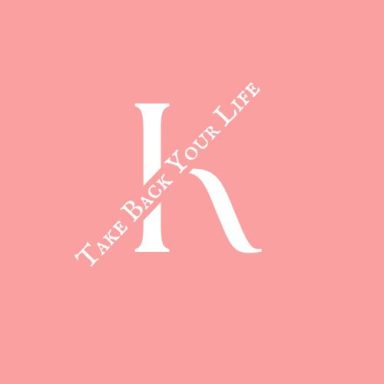 Take Back Your Life logo del movimento di Katiuscia Mornacco immagine del logo del sito web Take Back Your Life scritte di colore bianco su sfondo rosa